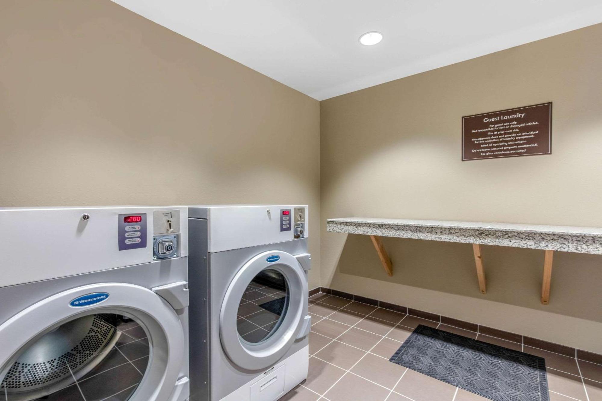Mainstay Suites St Louis Airport Bridgeton Ngoại thất bức ảnh
