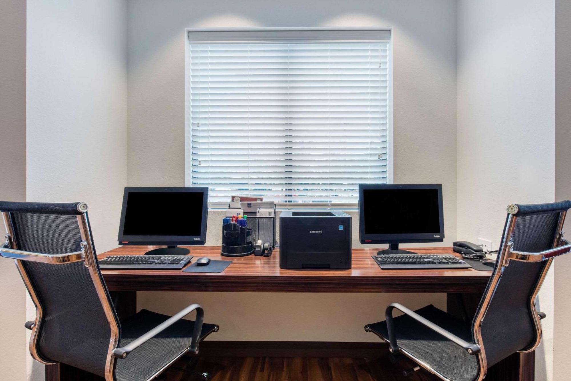 Mainstay Suites St Louis Airport Bridgeton Ngoại thất bức ảnh